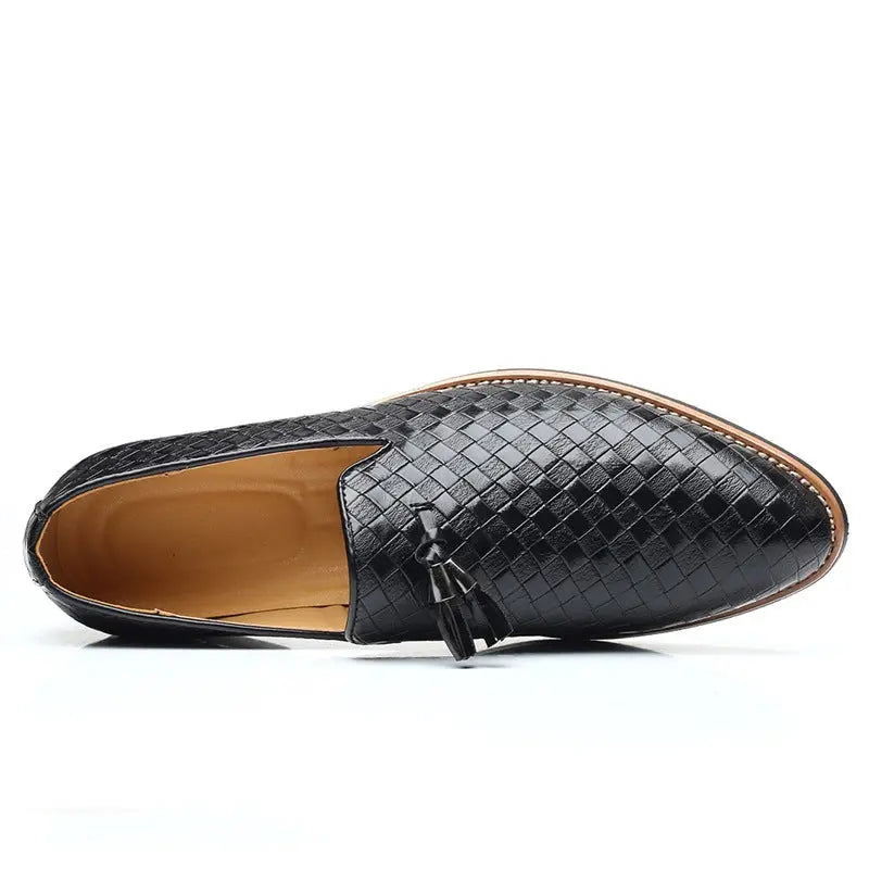 British Style Casual Fashion Cross-border Tassels Men's Pointed Small Leather Shoes With Feet - Pre2brand