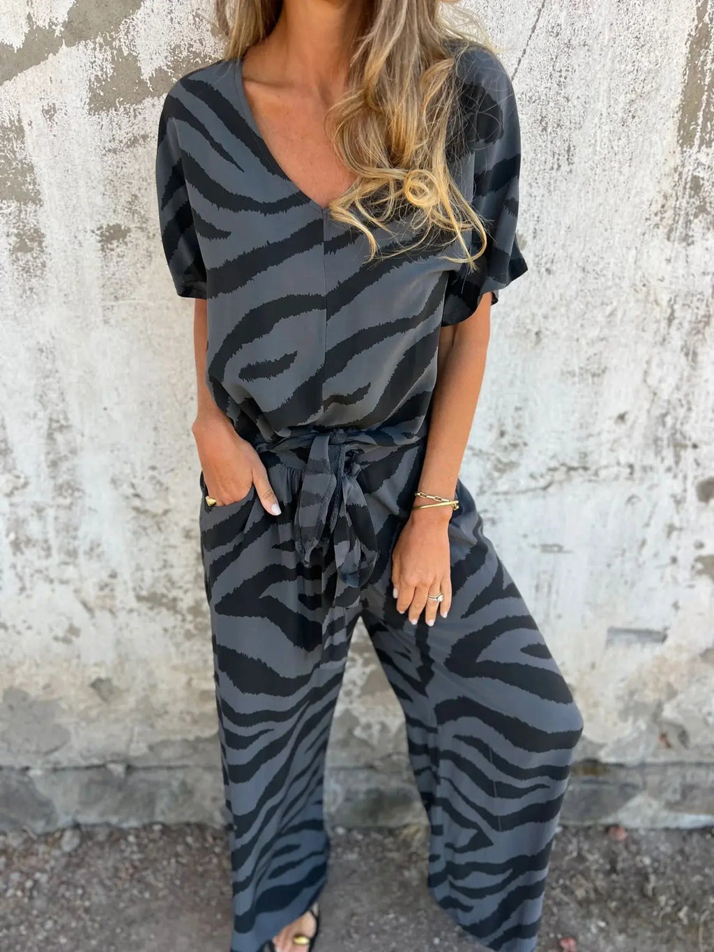 Fashion Zebra Stripes V-neck Lace-up Top Suit  Pre2brand Dark-Gray-3XL