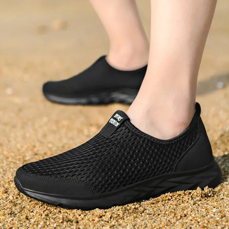 Men Casual Shoes Breathable Outdoor Mesh Light Sneakers Male Fashion Casual Shoes 2021 New Comfortable Casual Footwear Men Shoes - Pre2brand