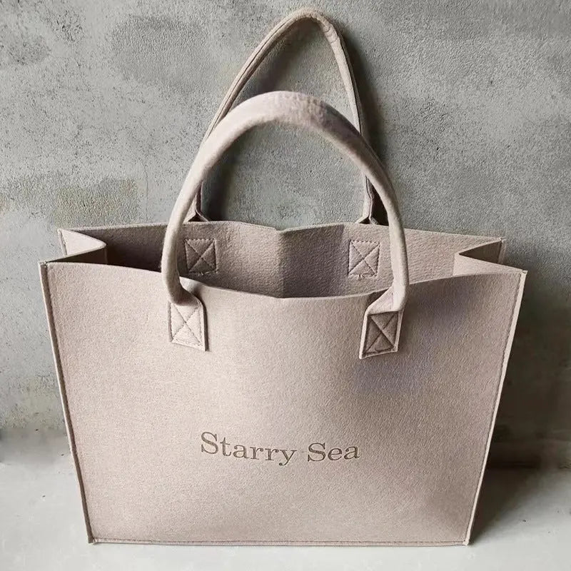 Simple And Versatile Large Capacity One Shoulder Letter Felt Bag - Pre2brand